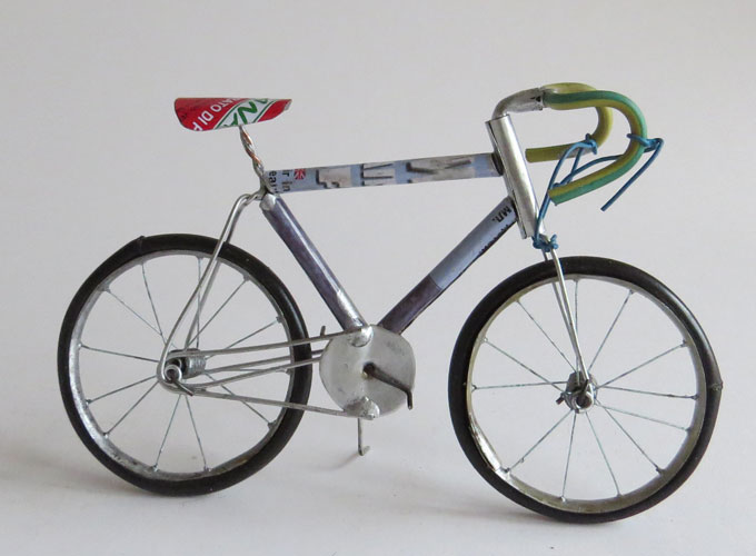cykel sportmodell recycling hantverk